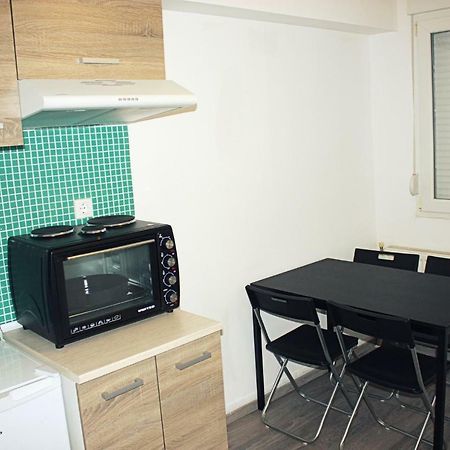 Nei Epivates Rental Rooms 50M From The Beach Neo Epivates Exterior photo